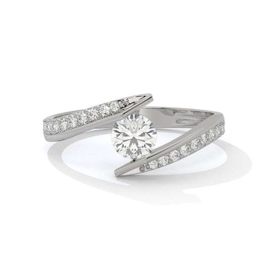 Eternal Embrace – Dual-Tone Diamond Ring